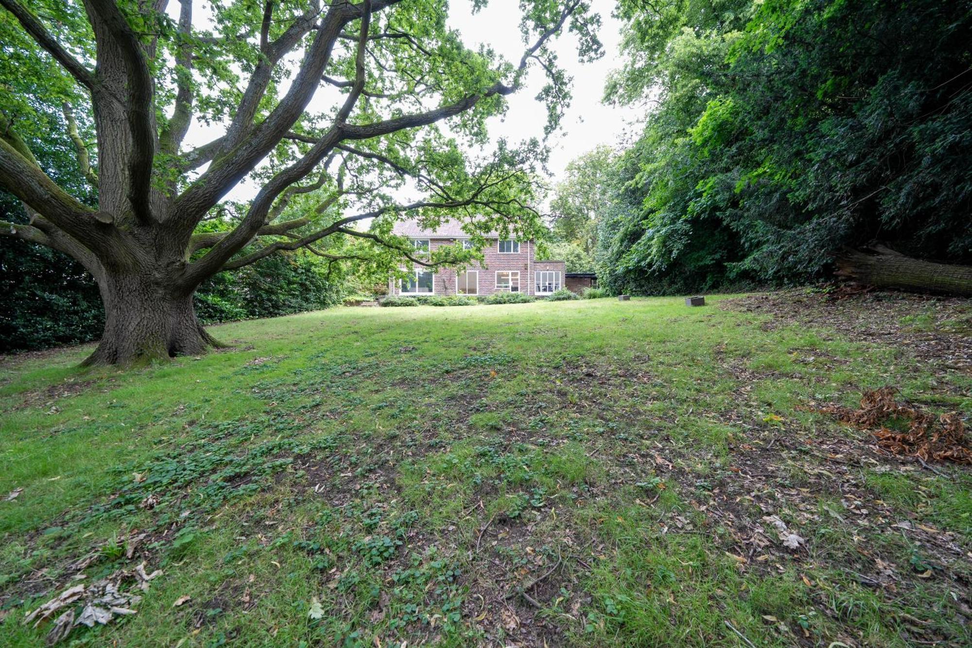House On The Hill Villa Harrow on the Hill Luaran gambar