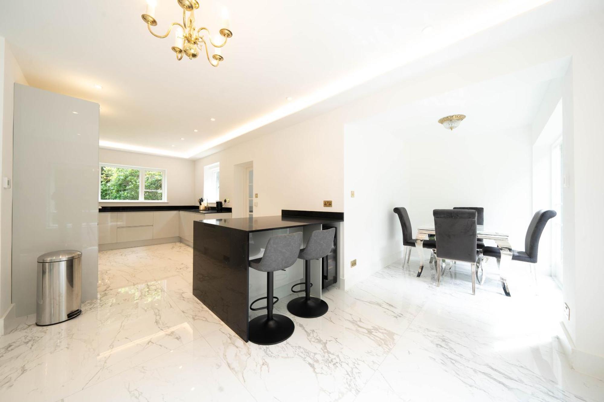 House On The Hill Villa Harrow on the Hill Luaran gambar